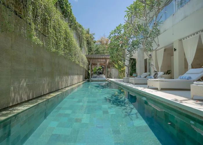 Villa Bali Canggu Luxury Beachfront Villa *