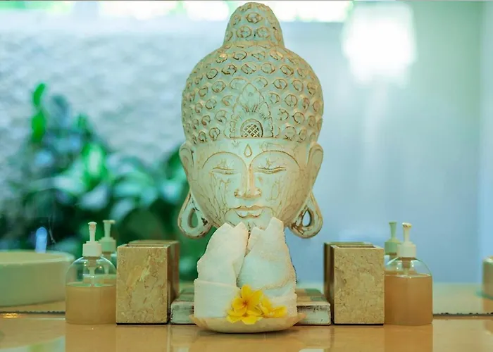 Bali Canggu Luxury Beachfront Villa