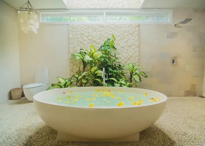 Villa Bali Canggu Luxury Beachfront Villa