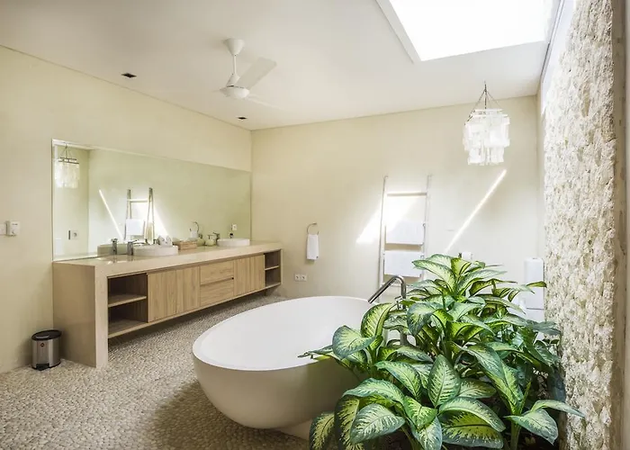 Bali Canggu Luxury Beachfront Villa Villa *